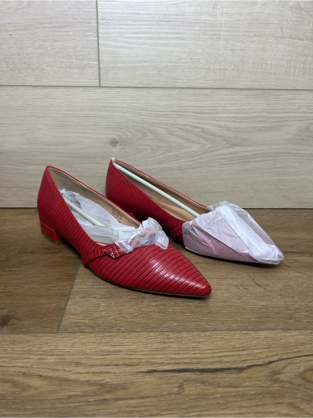 Journee Women's Cait Dress Flats Red, 5.5